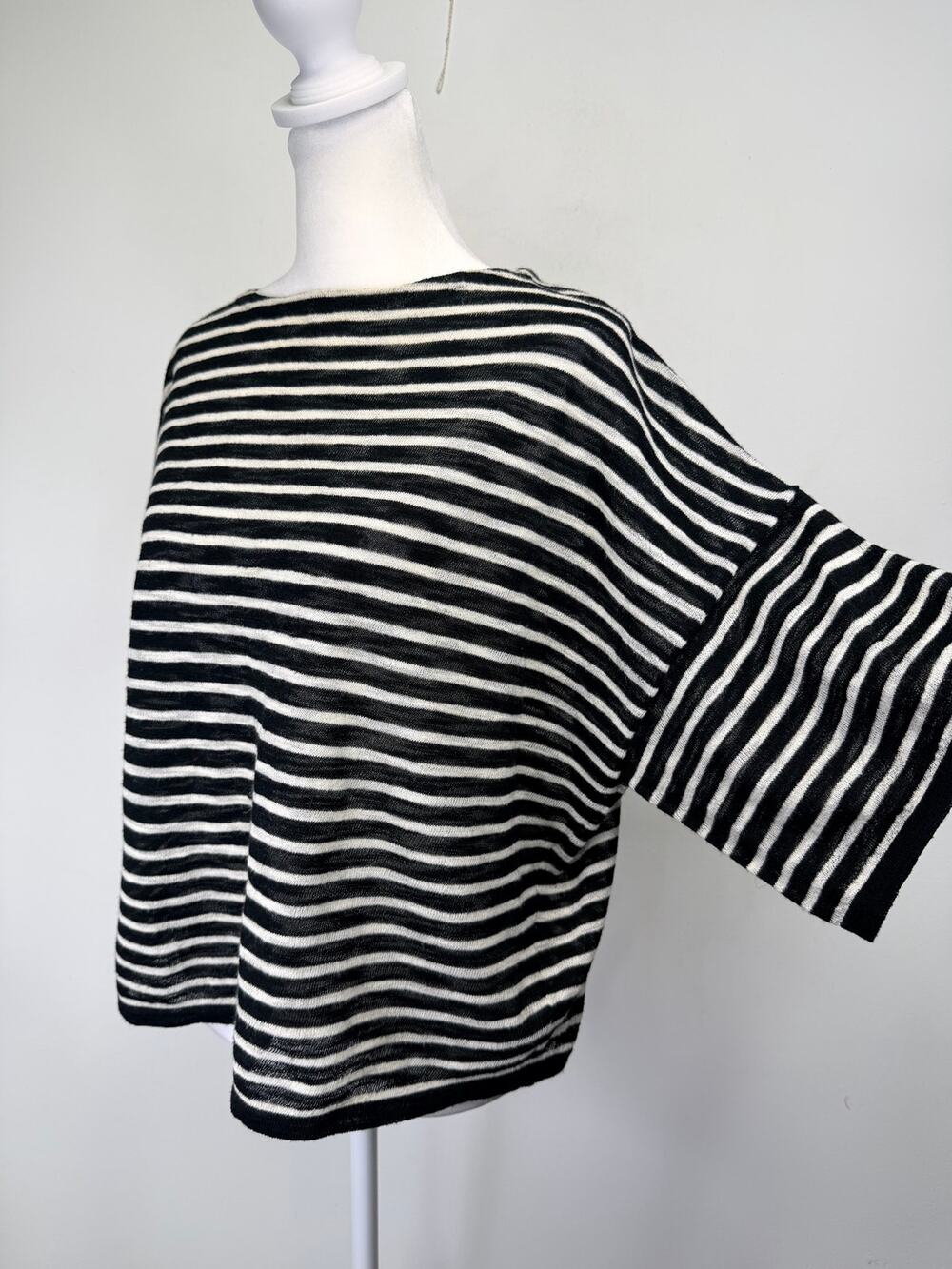 ALL SAINTS Striped Boxy Cropped Knit Shirt Womens S Black White Short Sleeve Top